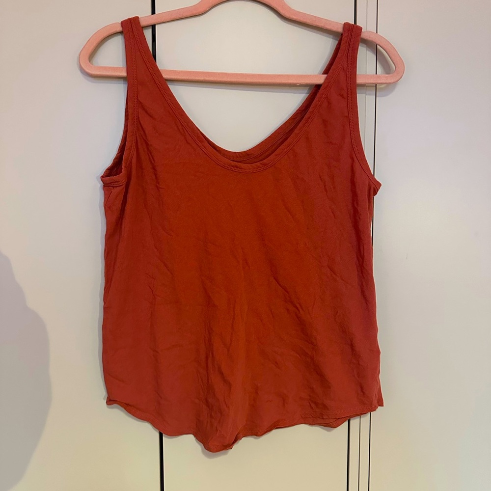 Everlane Air Tank